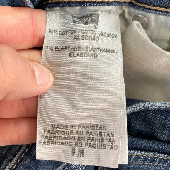 Levi Jeans - Picture 3 of 4